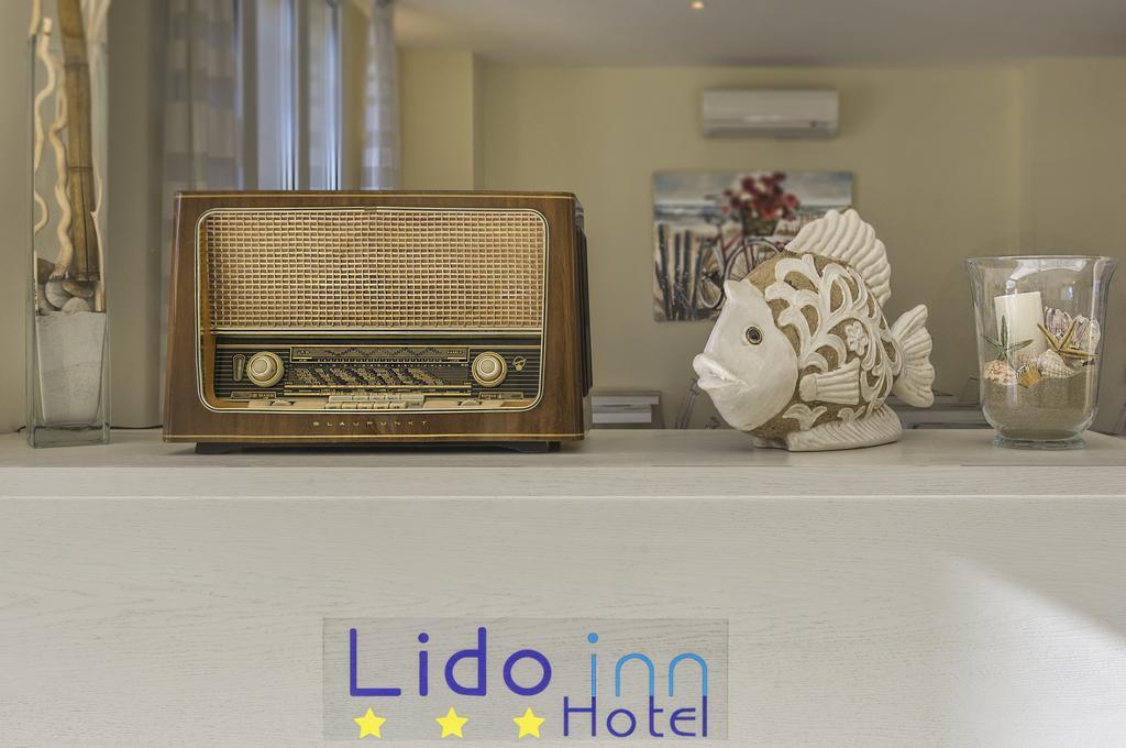 Hotel Lido Inn Лидо Ди Камайоре Екстериор снимка